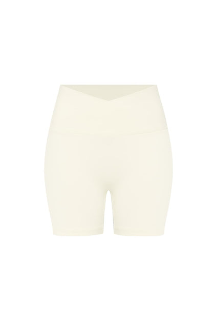 Riviera V-Waist Scrunch Short