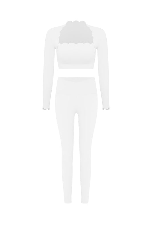 Scallop Cropped Long Sleeve Top & V-waist Yoga Legging