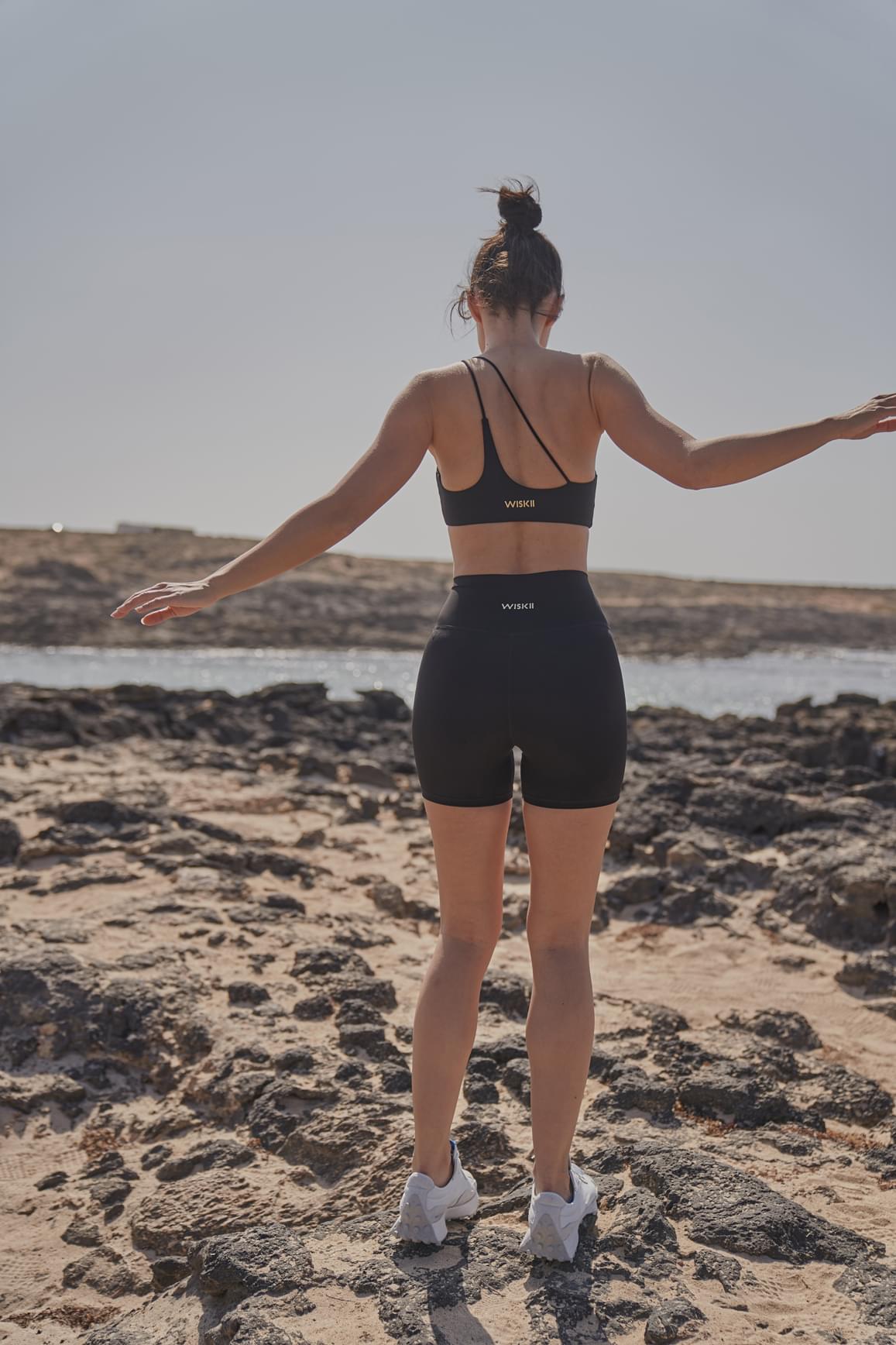 V-waist Laser Cut Sports Short